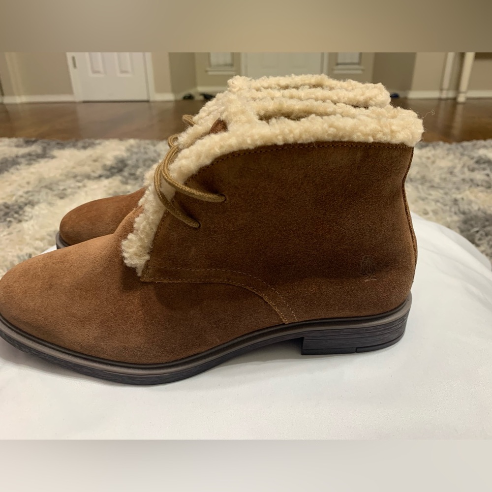 Hush Puppies Women’s Bailey Faux Fur Chukka Boot